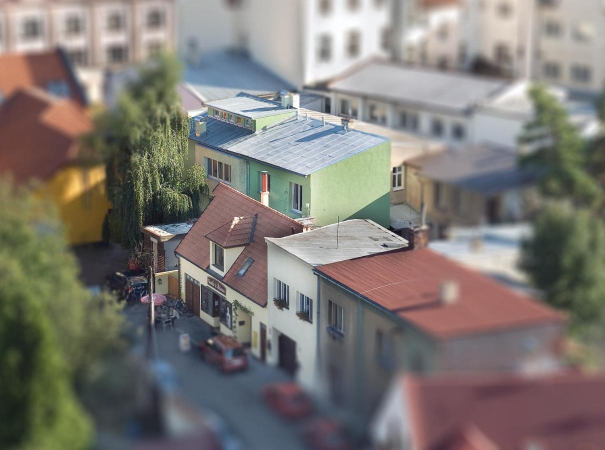 Penzion U Vinoteky Nymburk Eksteriør bilde